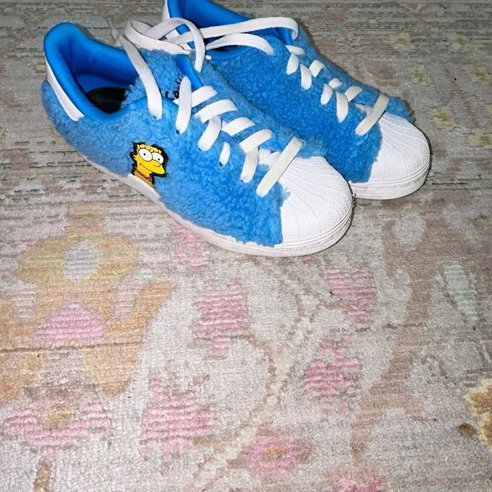 Adidas/simpsons Marge originals youth 3.5